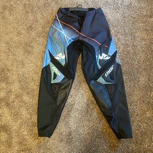 Thor Men’s size 34 motocross pants